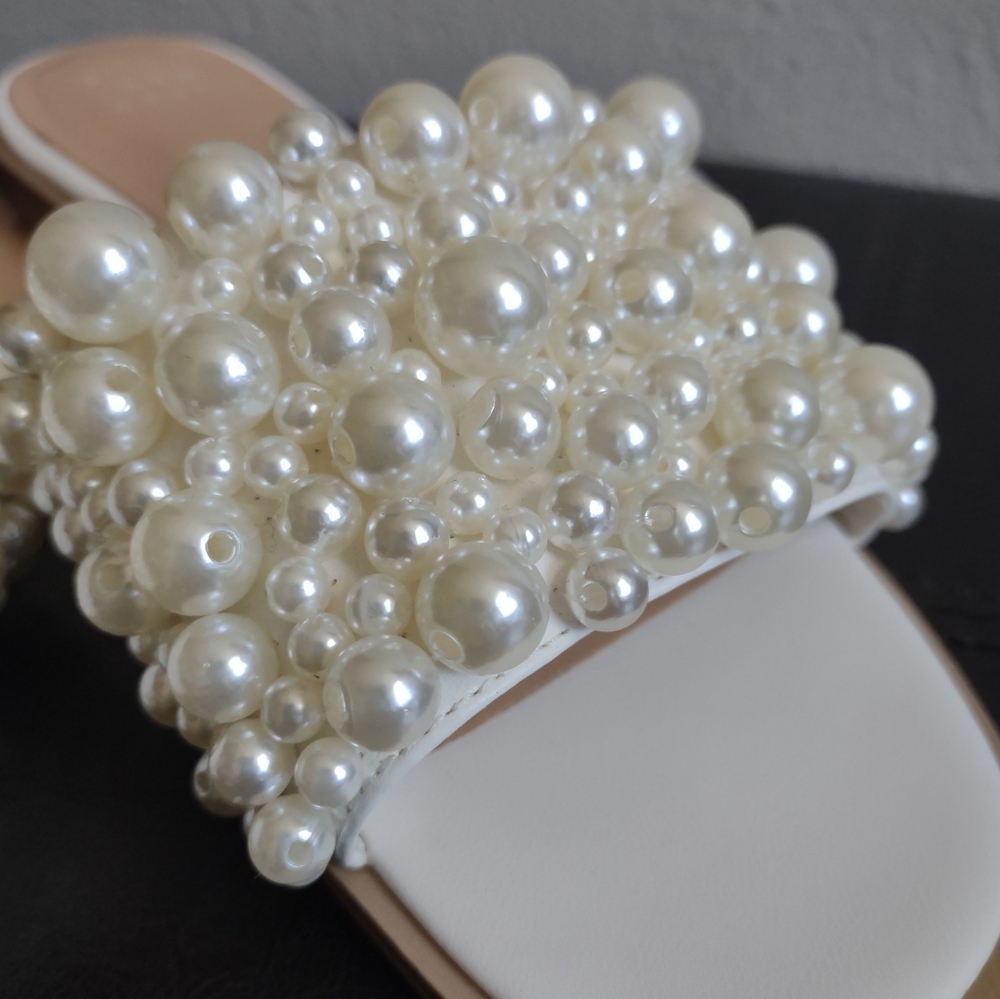 ***SOLD***New Day Women's Nylah Slide Pearl Embellished Sandals Size 7 - Picture 11 of 14